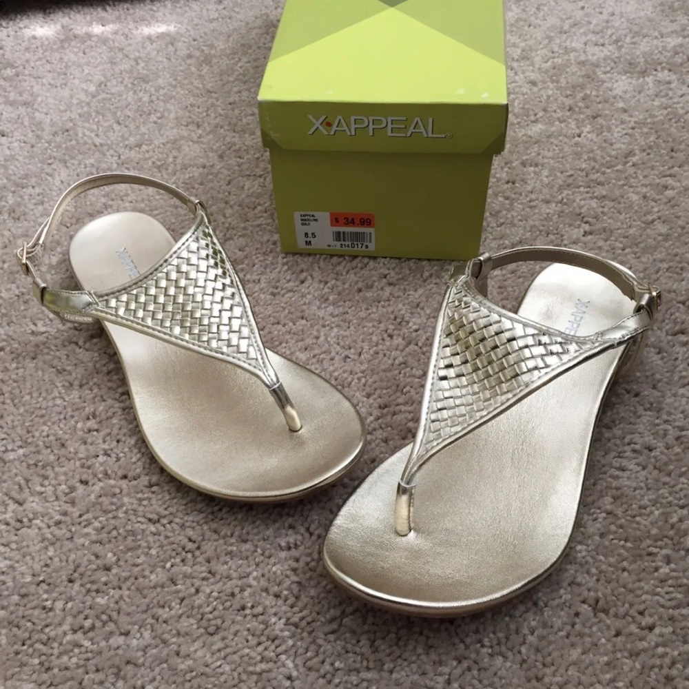 Xappeal Madeline Women's Sandal Gold Size 8.5m New.